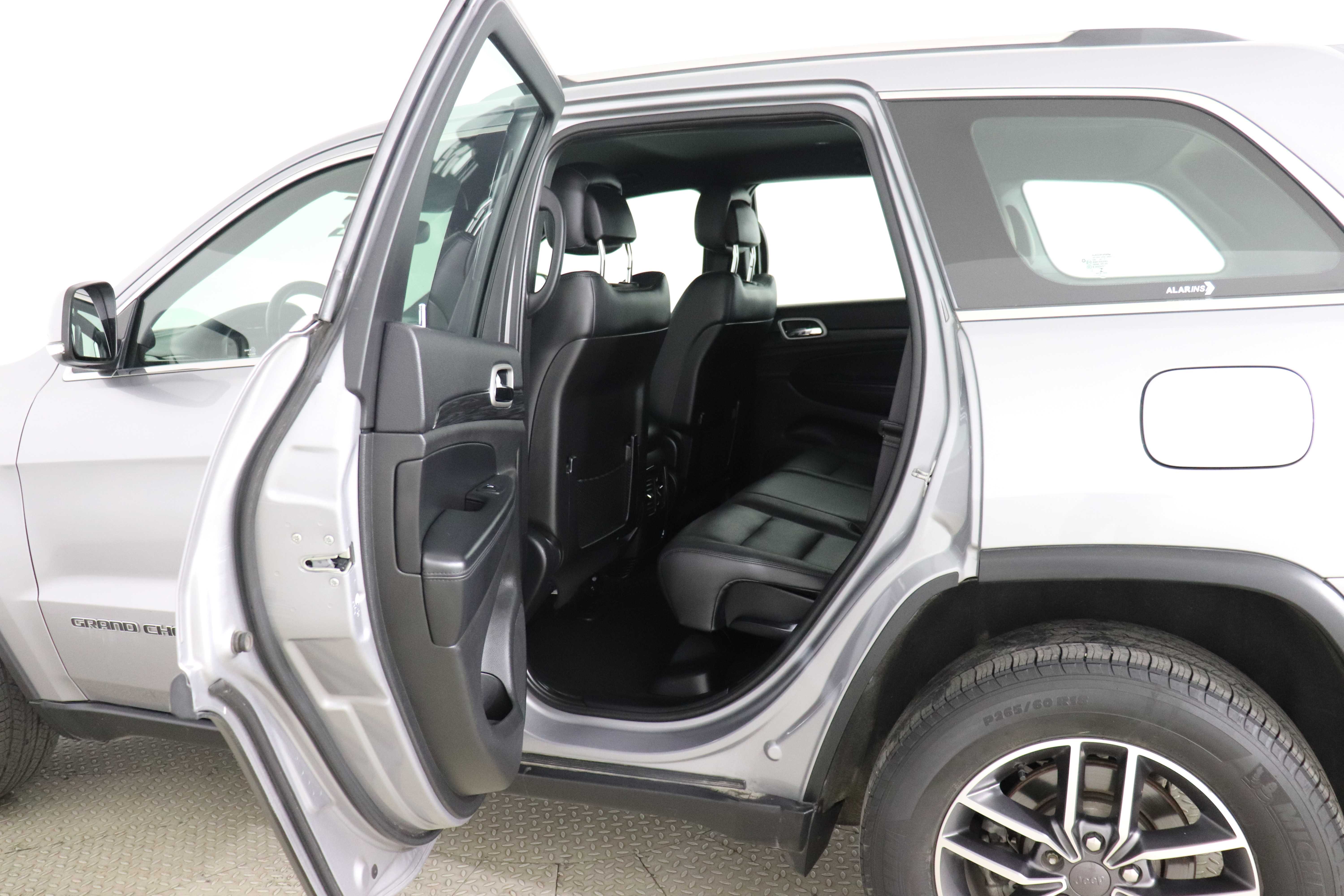 Jeep Grand Cherokee - One Grand Cherokee