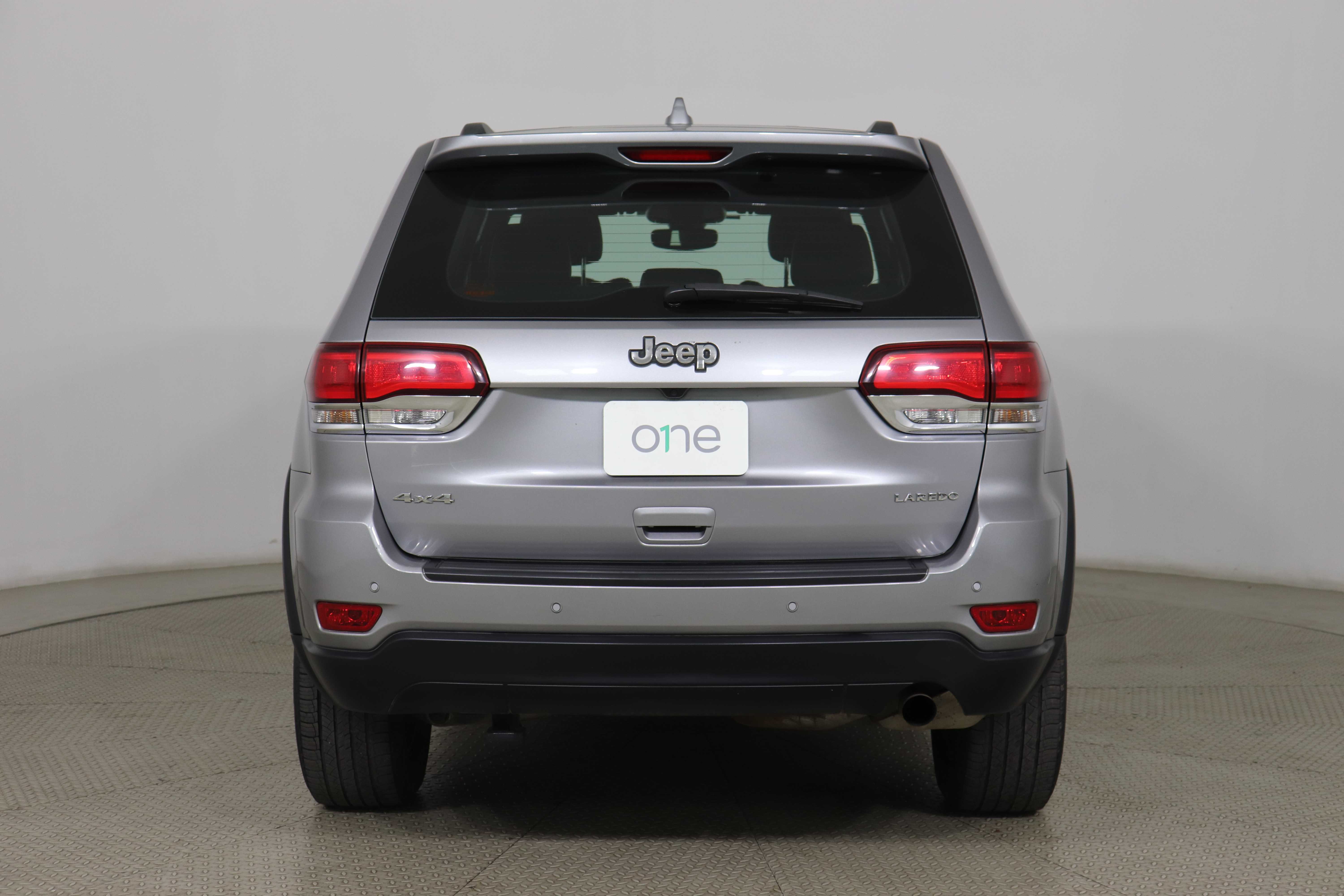 Jeep Grand Cherokee - One Grand Cherokee