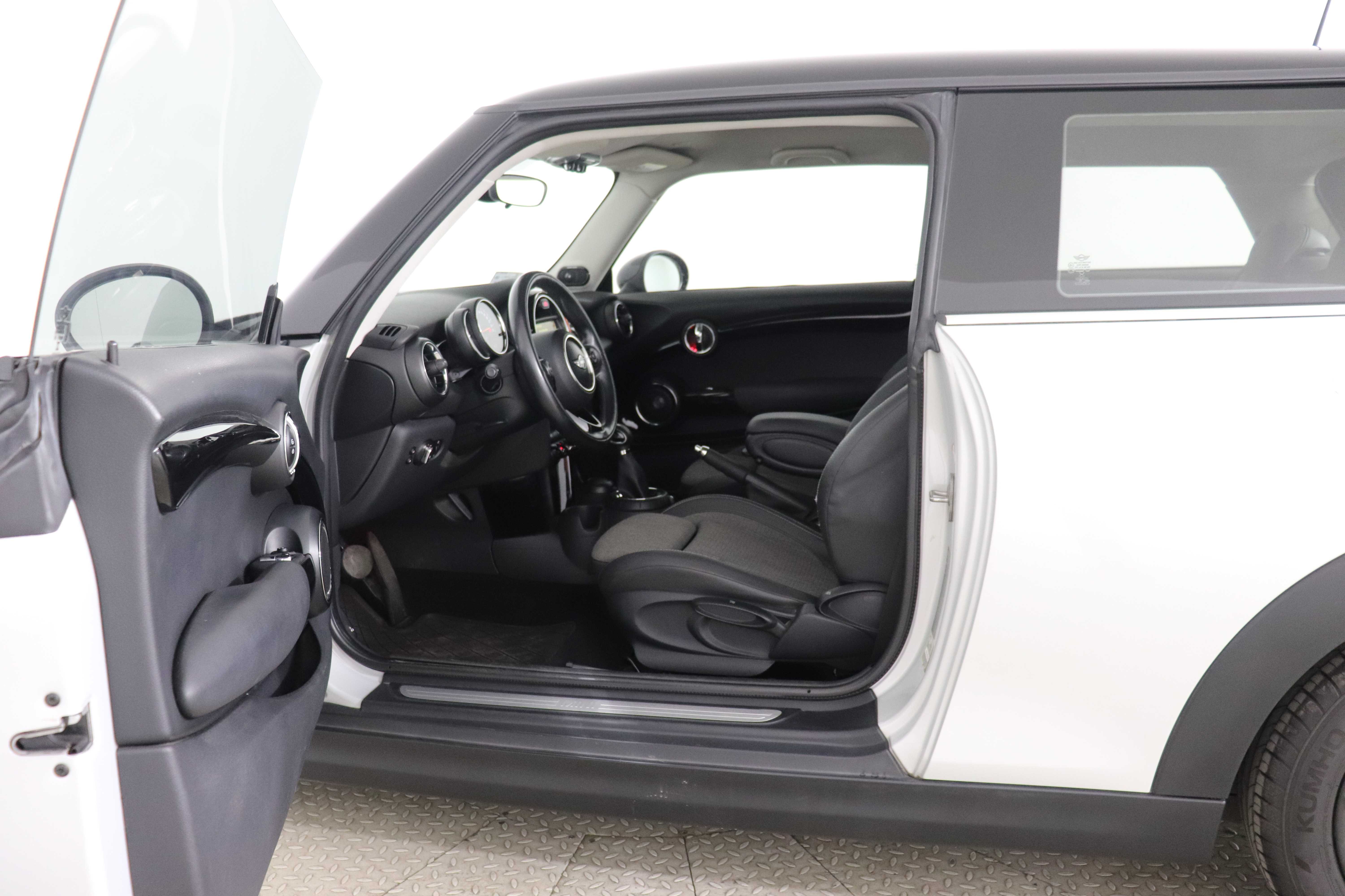 Mini Cooper - One Cooper