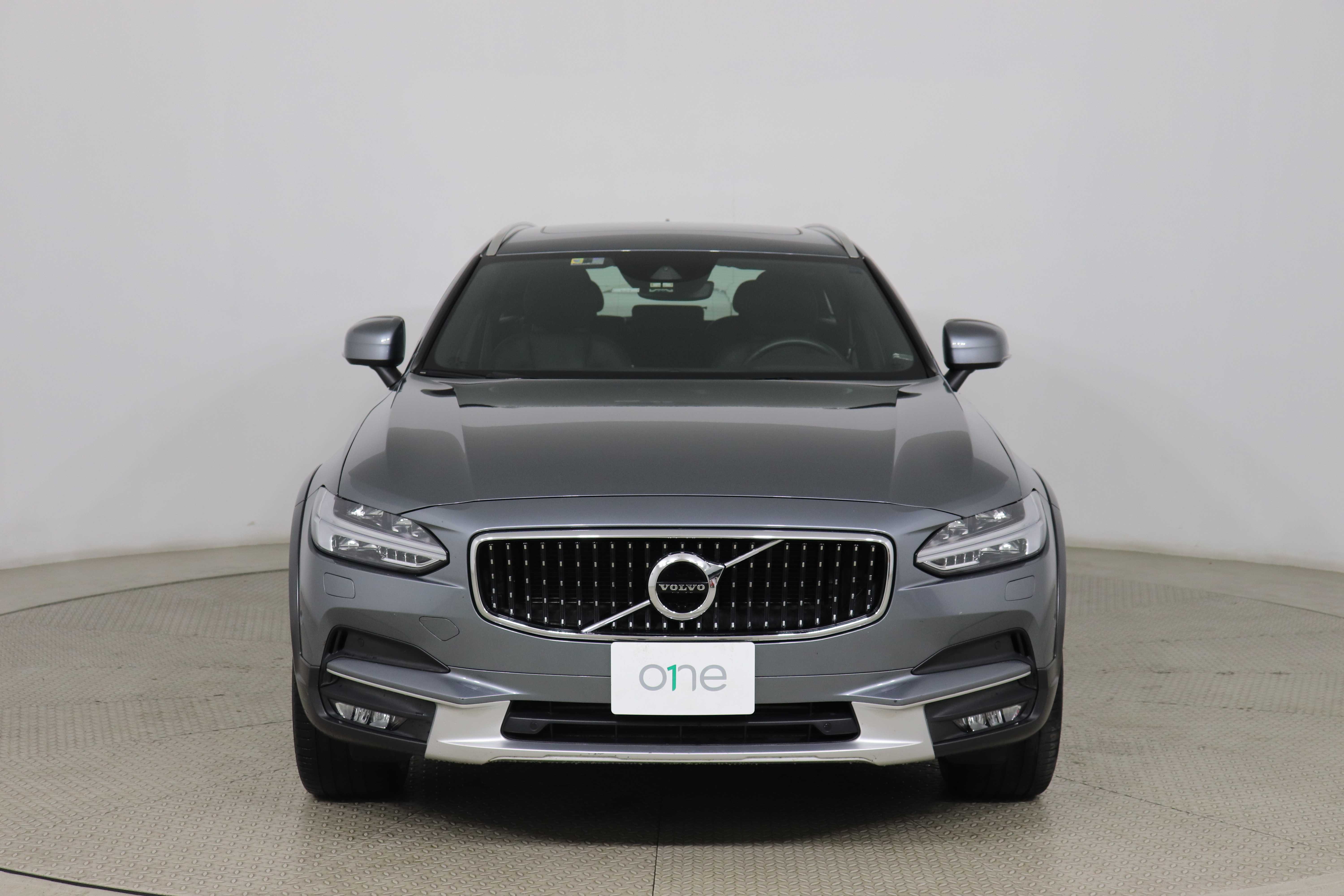 V90