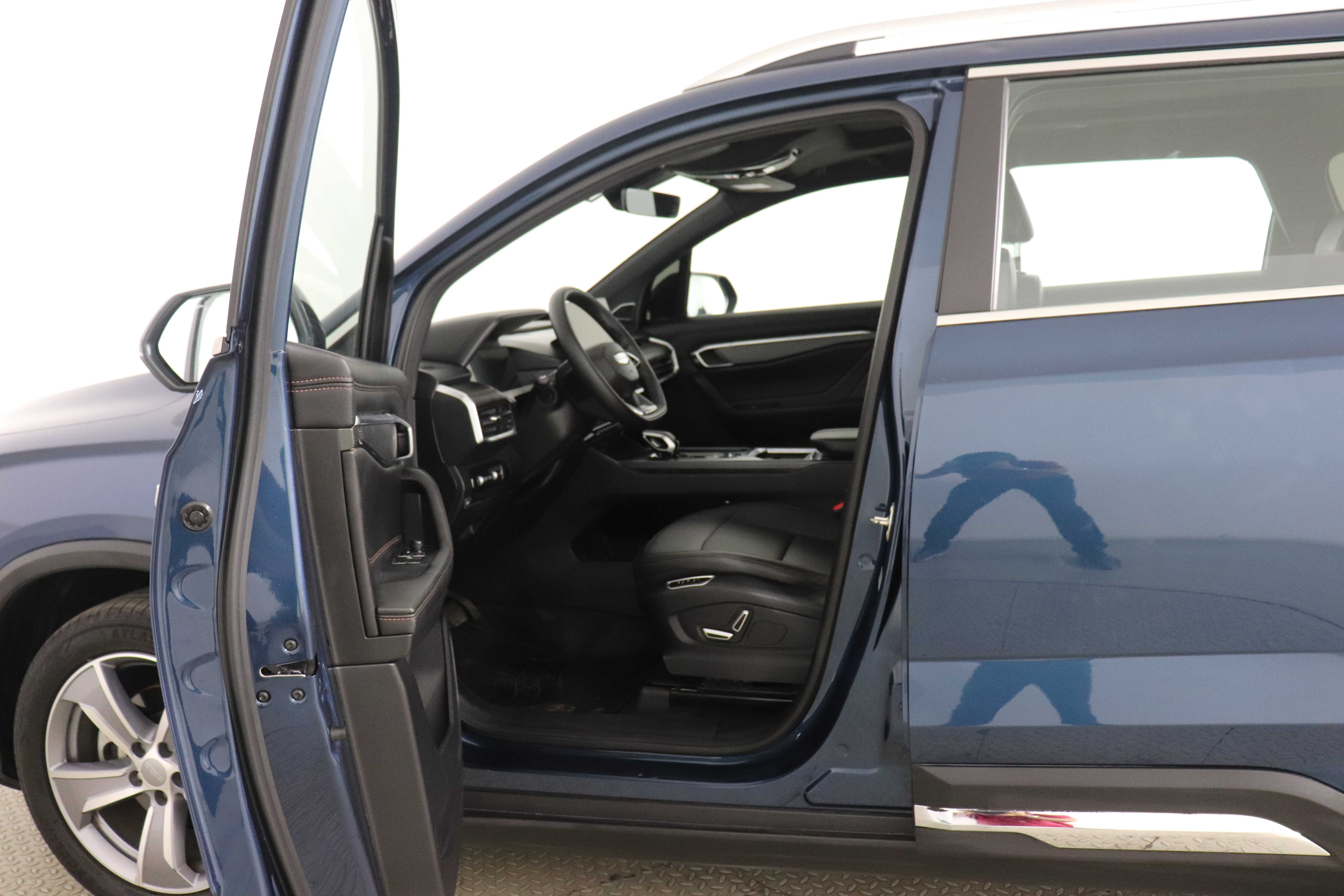 Geely Okavango - One Okavango