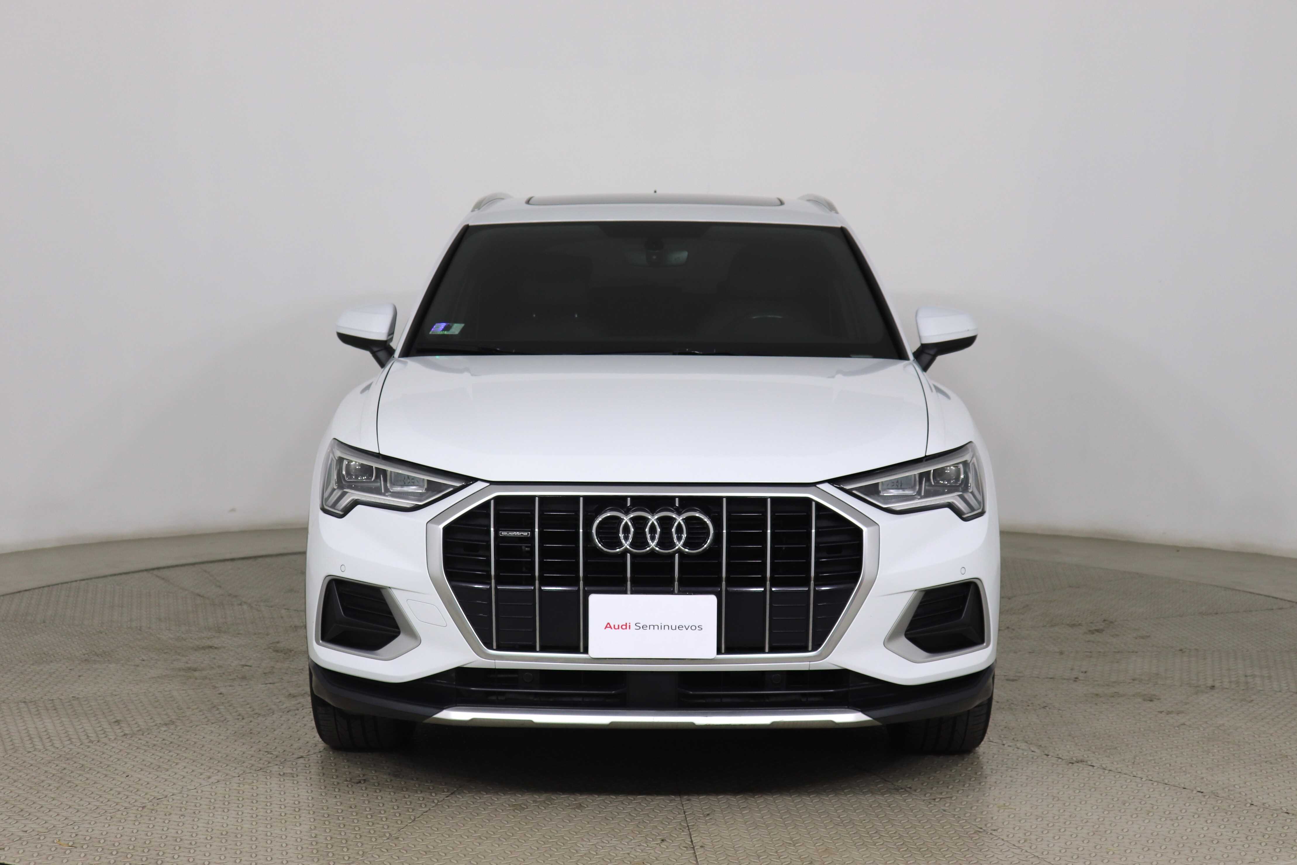 Audi Q3 - One Q3